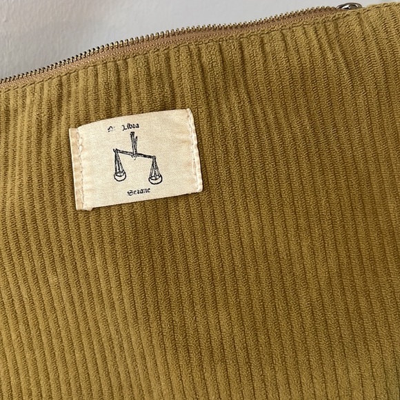 SEZANE zodiac LIBRA pouch in yellow velvet - Picture 4 of 7